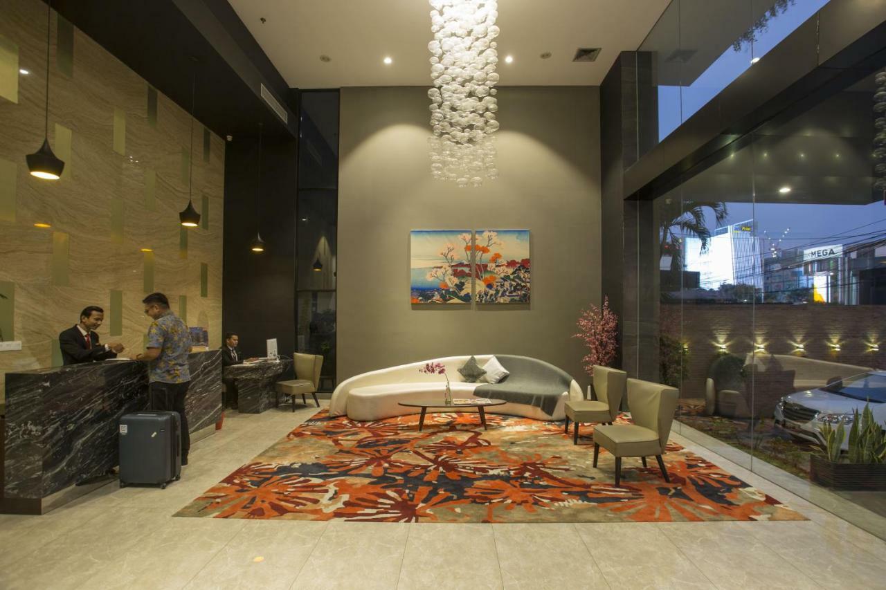 Liberty Hotel Thamrin Jakarta Exterior foto